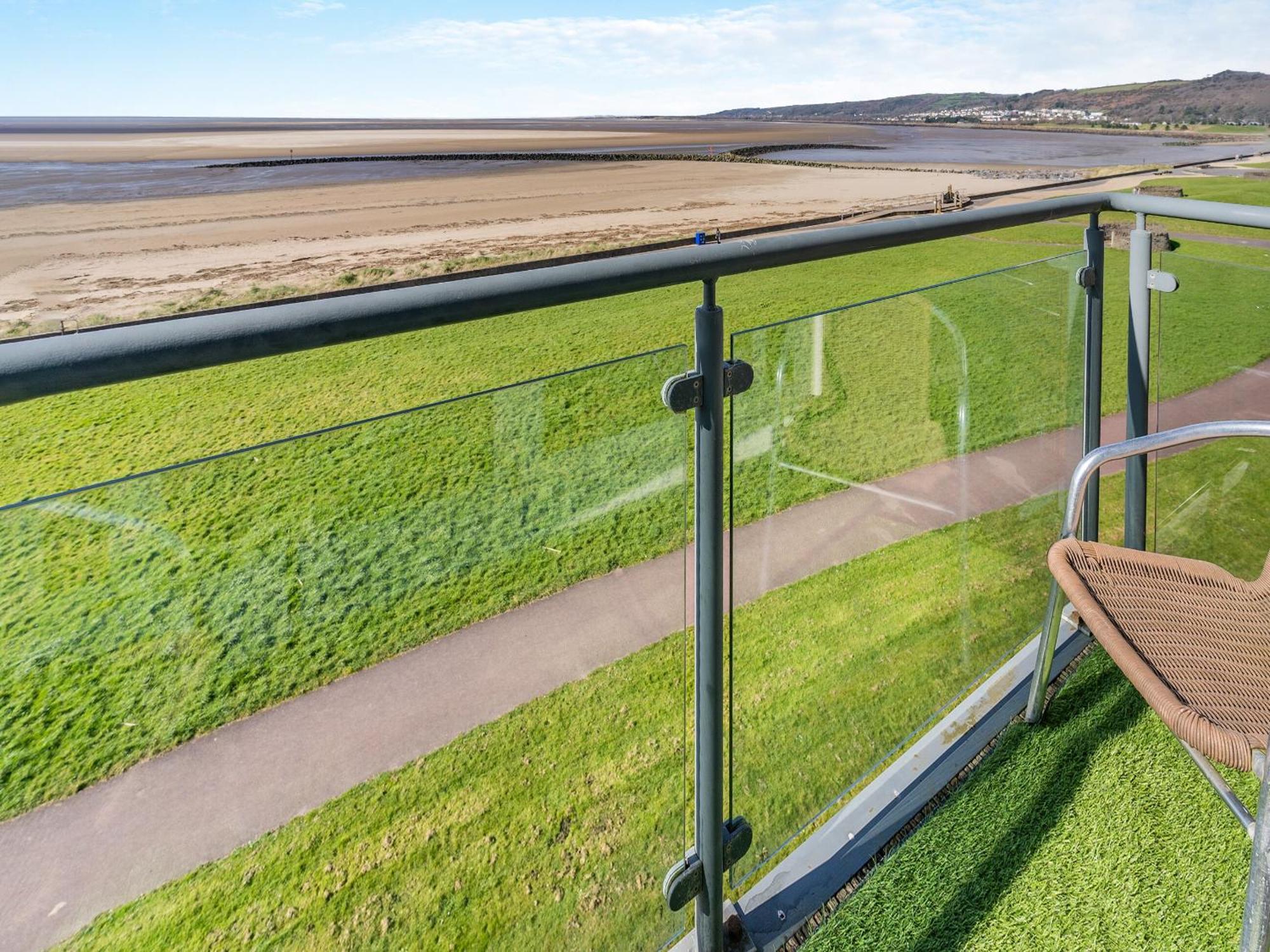 Beachview Llanelli Exterior photo