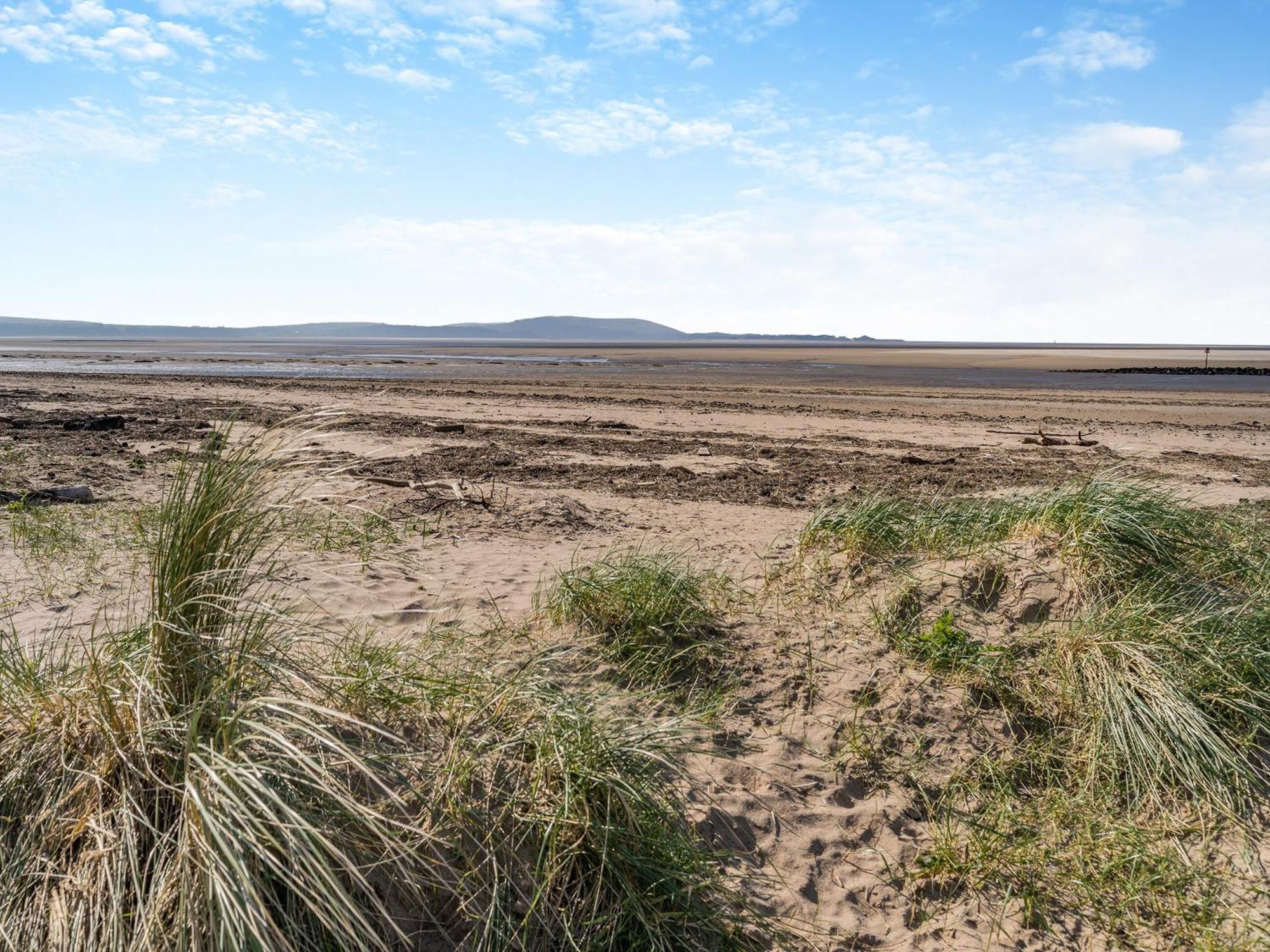 Beachview Llanelli Exterior photo
